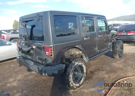 2016 Jeep Wrangler Unlimited Rubicon z USA, uszkodzony, nr VIN 1C4BJWFG7GL292185